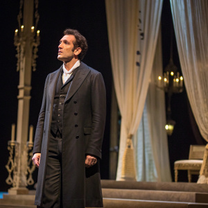 On the London stage, Clive Owen shines in 'M. Butterfly'. Directed by Julie Taymor, a captivating performance.