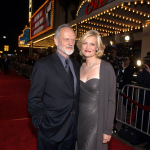 John Calley and Diane Sawyer at the Westwood premiere of 'Closer' at Mann Village Theatre. Red carpet event
