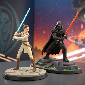 Disney Infinity 3.0 Star Wars collection showcase. Rey and Kylo Ren figures displayed on vibrant promotional setup.