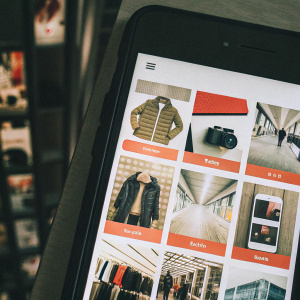 Coppel's online store homepage featuring a diverse array of products such as smartphones, cameras, and clothing. Dynamic layout with eye-catching visuals and promotional banners.