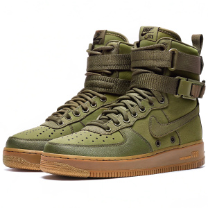 Nike SF AF1 in olive green with breathable upper and robust brown sole. Perfect for outdoor adventures.