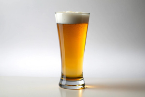 1 beer glass on a white background