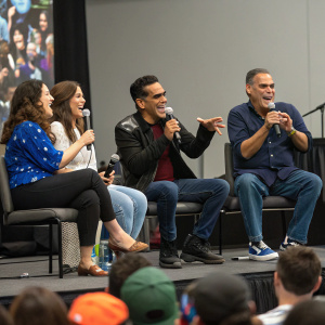 A dynamic panel discussion featuring Arielle Carver-O'Neill, Ray Santiago, Dana DeLorenzo, and Bruce Campbell.