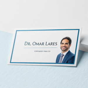 Dr. Omar Lares's professional business card. Features his title, Contador Público, along with his contact details and website URL. Clean design with a subtle blue border.