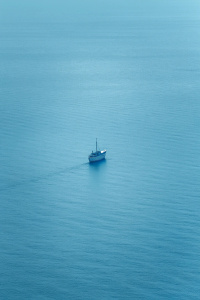 lonely ship in the middle of the ocean, minimal