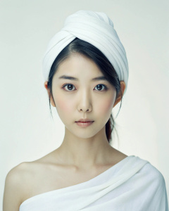 <lora:DetailedEyes_xl_V2:1>, <lora:neg4all_bdsqlsz_xl_V7:1>, 1girl, IU Lee Ji-eun, wearing a white skirt, 23-year-old Korean actress, towel wrapped hair, blank art show, collarbone, looking at the audience, exquisite earrings, Necklace, choppy, beautiful perfect body, (simple white background: 1.2), (panorama: 1.3), in a white room, beautiful mature, wide angle shot, grin, choppy, deep shadows, John Rankin Waddell,