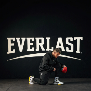 A minimalist design featuring the Everlast logo. The brand name 'Everlast' is displayed prominently in bold white letters against a sleek black backdrop.
