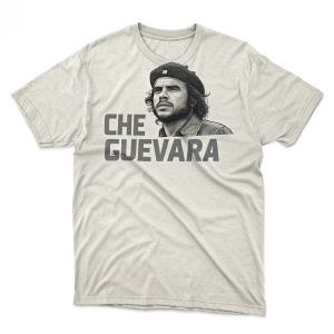 Che Guevara inspired t-shirt featuring block font text in Spanish, gray color, on a casual crew neck shirt. Photo showcasing the medium-sized graphic on the chest.